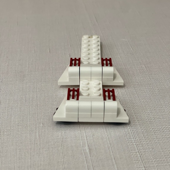 Super star ship custom Lego creation made by my son - Picture 5 of 7